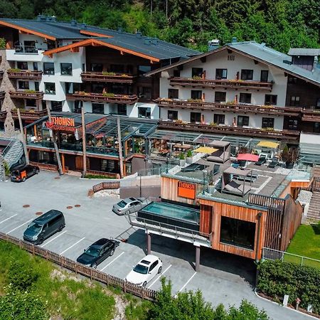 Thomsn-Alpine Rock Hotel Saalbach-Hinterglemm Exterior photo